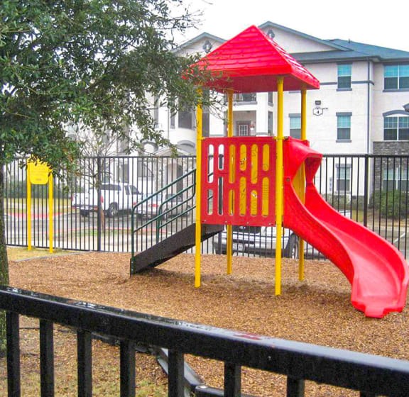 Tigoni Villas Apartments in San Antonio, TX